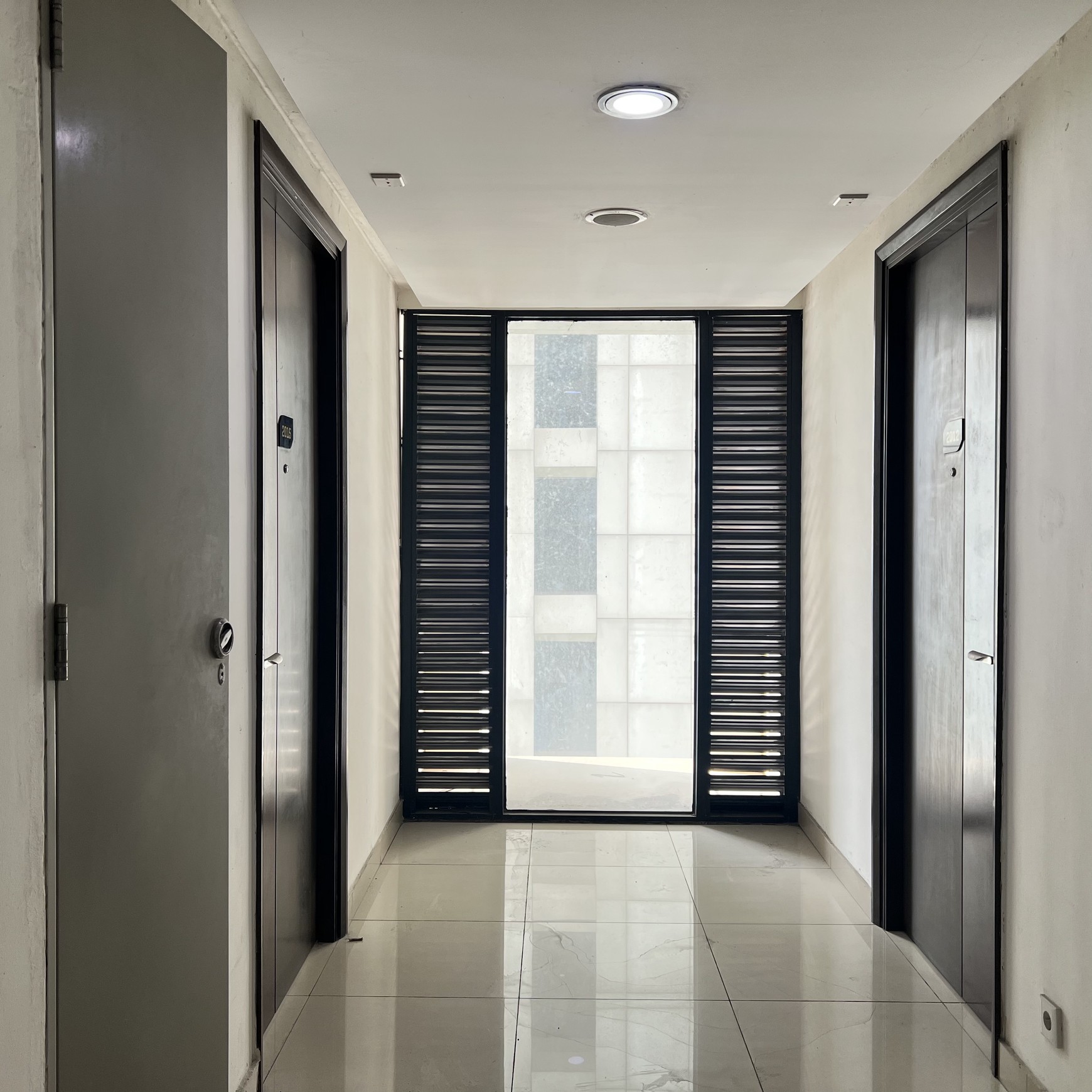 Apartemen Eksklusif Chadstone Tower Christal 