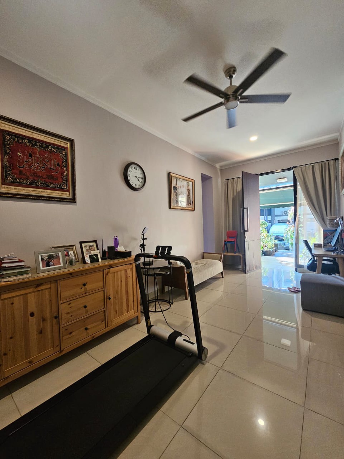 Rumah 2 Lantai Siap Huni KT 4+1 KM 3+1 Bintaro, Tangerang Selatan