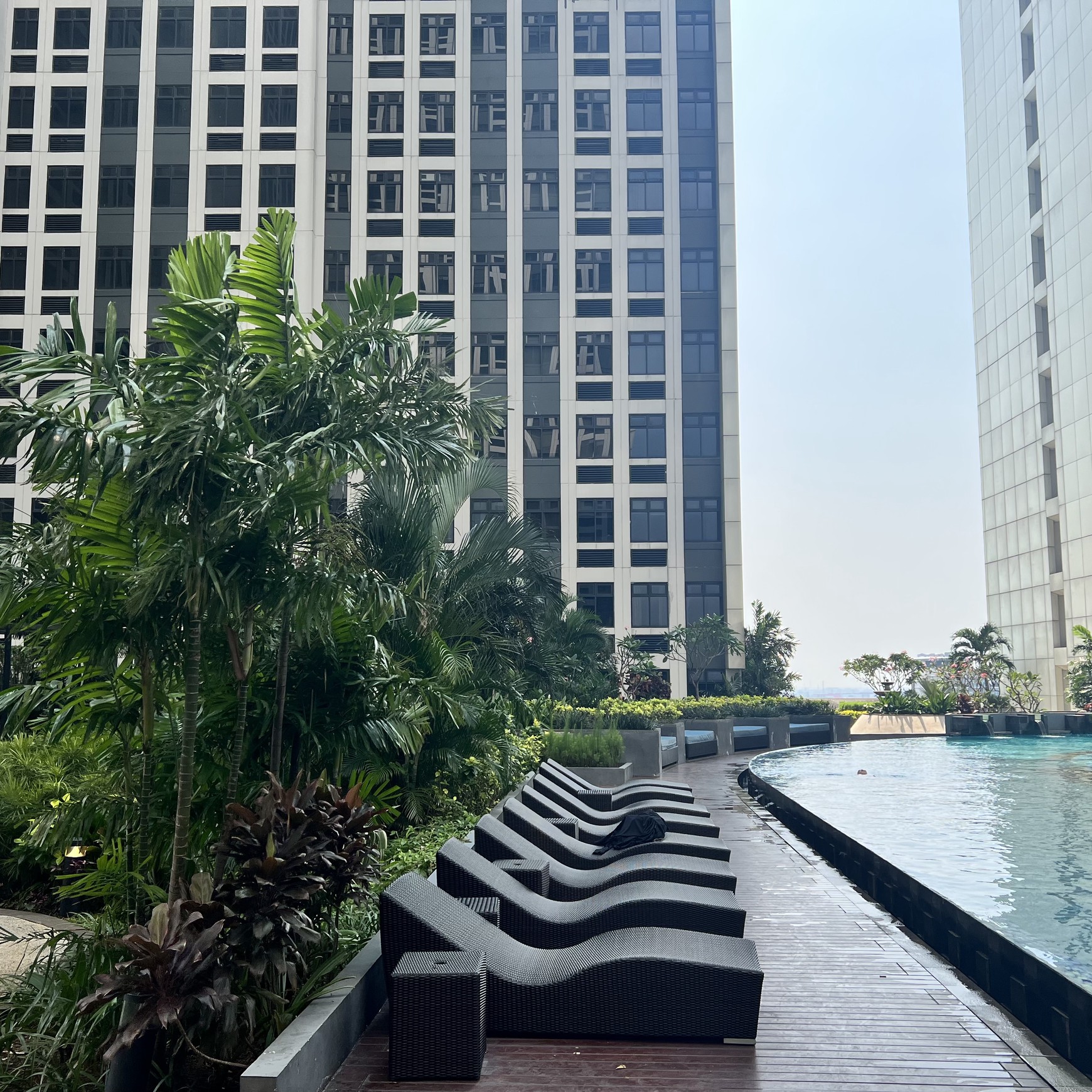 Apartemen Chadstone Cikarang - Siap Huni, Lokasi Strategis Pinggir Tol!