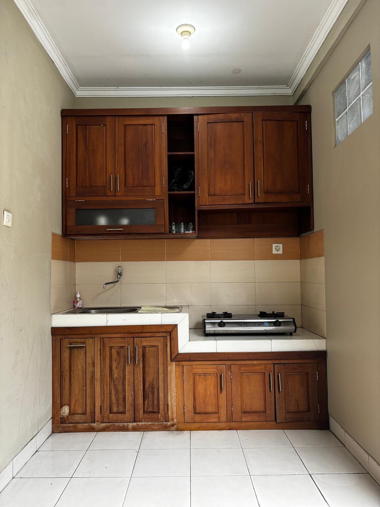 Rumah Cantik Siap Huni di Cluster Ambrosia, Lippo Cikarang - Lingkungan Nyaman & Strategis!