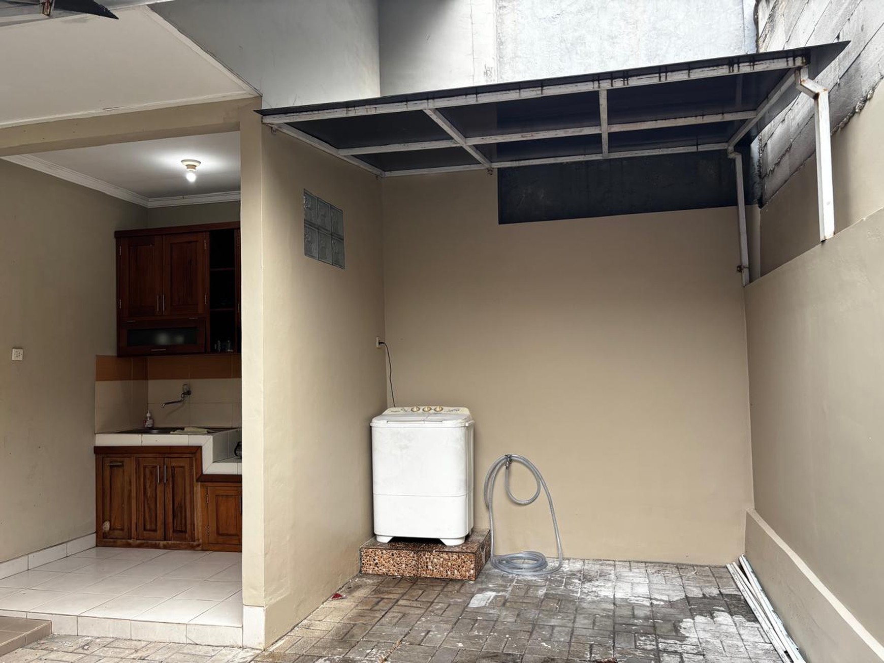 Rumah Cantik Siap Huni di Cluster Ambrosia, Lippo Cikarang - Lingkungan Nyaman & Strategis!