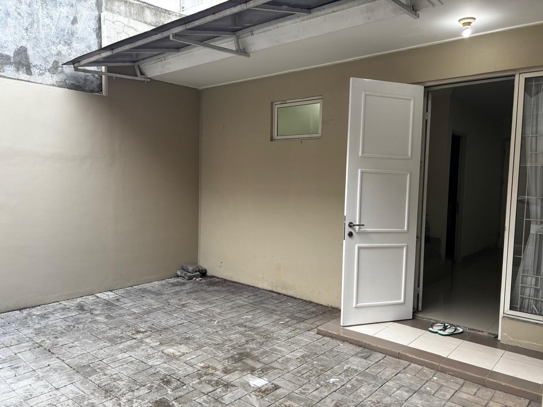 Rumah Cantik Siap Huni di Cluster Ambrosia, Lippo Cikarang - Lingkungan Nyaman & Strategis!