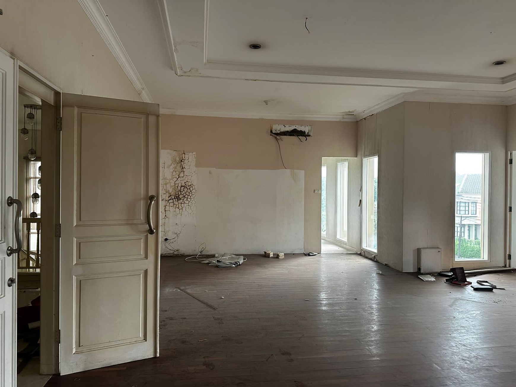 Dijual Rumah Posisi Hoek Di Permata Indah , Lippo Karawaci - Tangerang