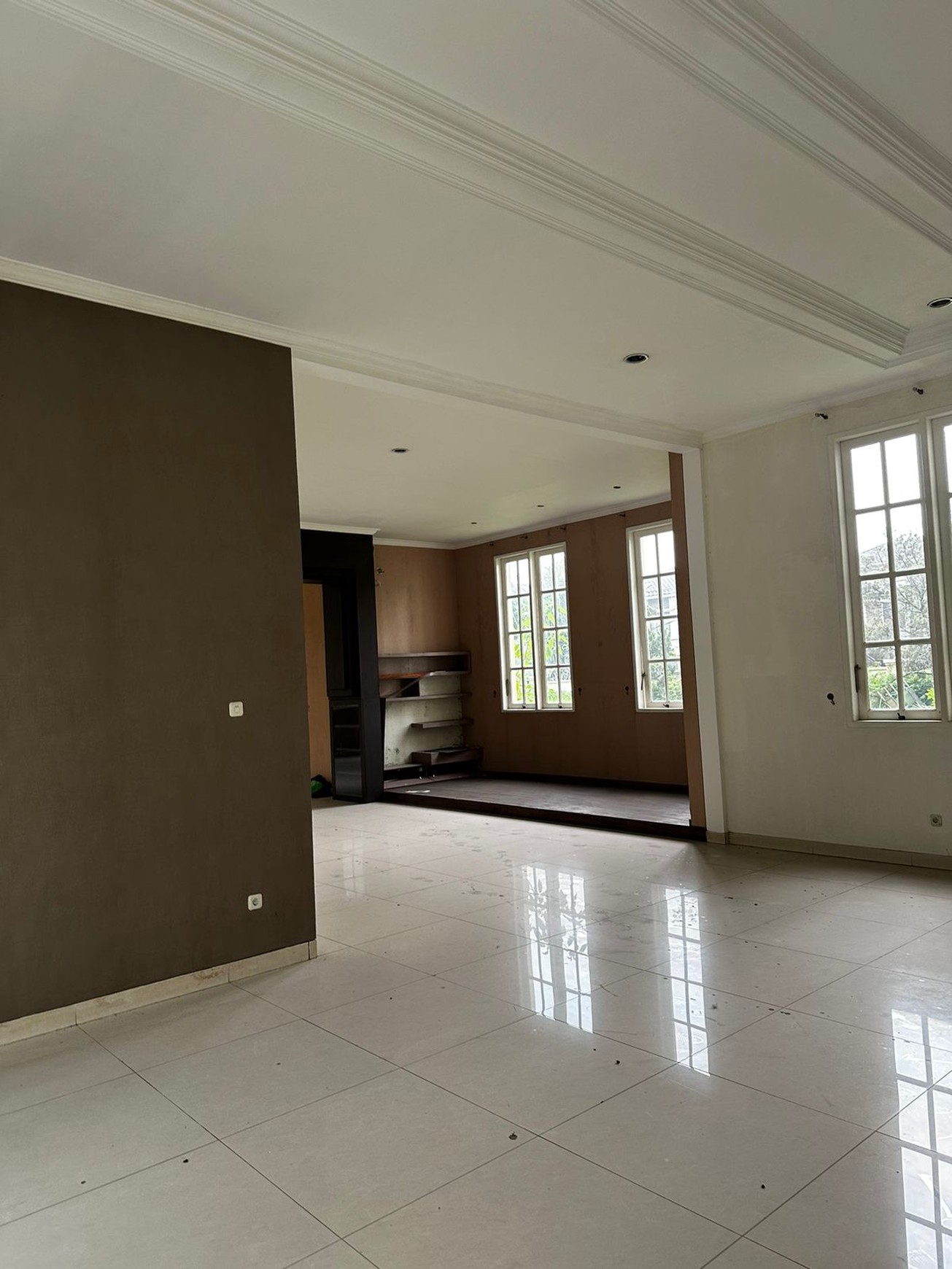 Dijual Rumah Posisi Hoek Di Permata Indah , Lippo Karawaci - Tangerang