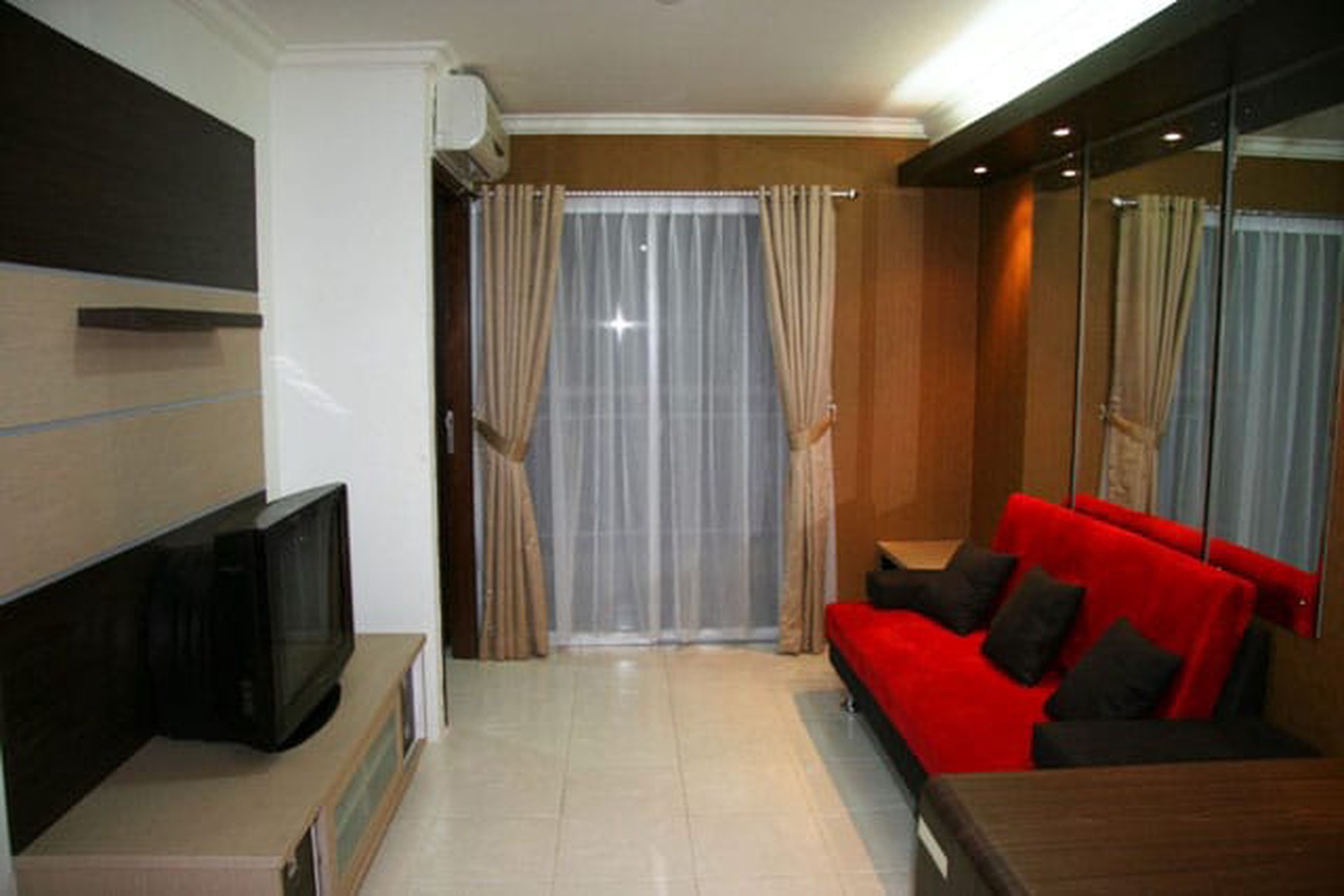 Dijual Rumah Di Batu Jimbar , Lippo Karawaci - Tangerang