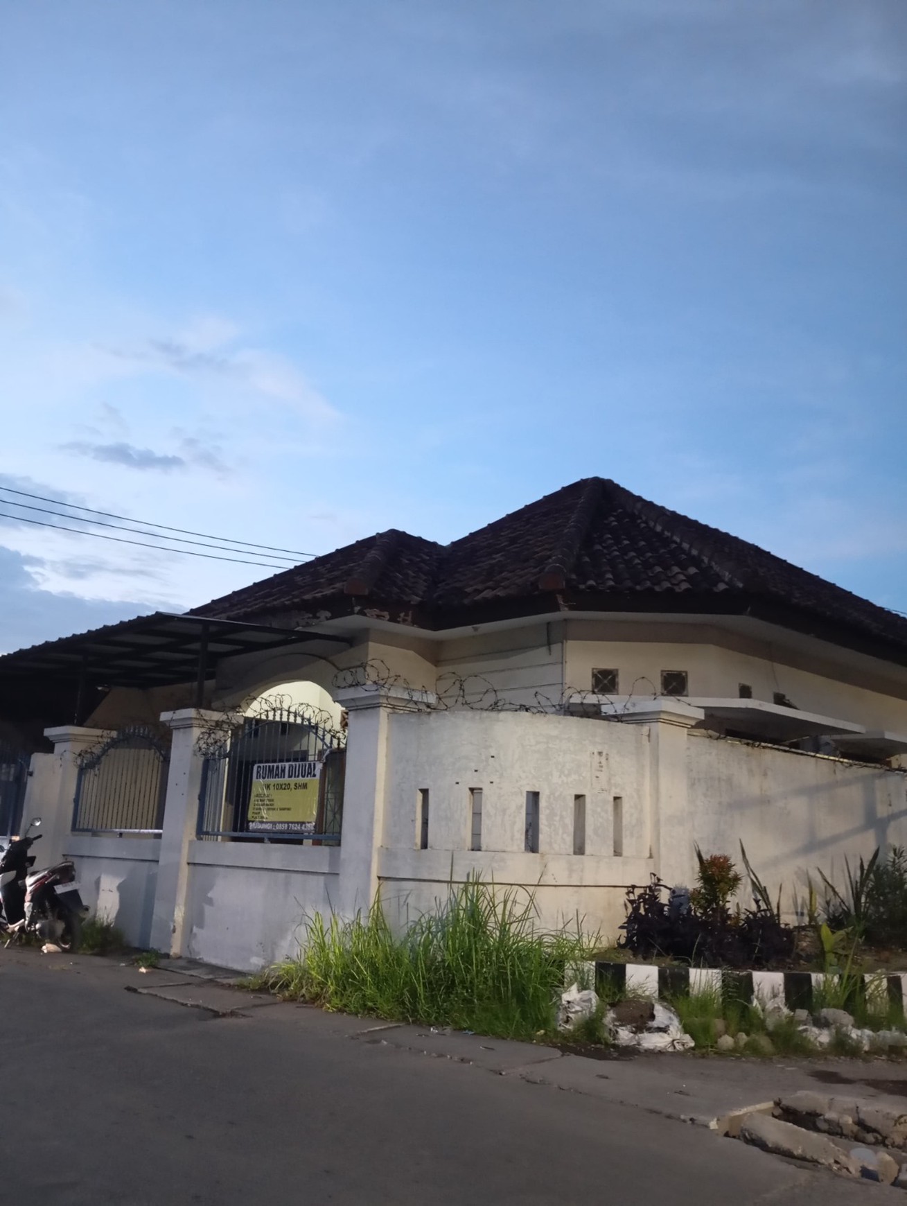 Dijual Dijual Rumah SHM di Keputih Tegal Timur Surabaya  