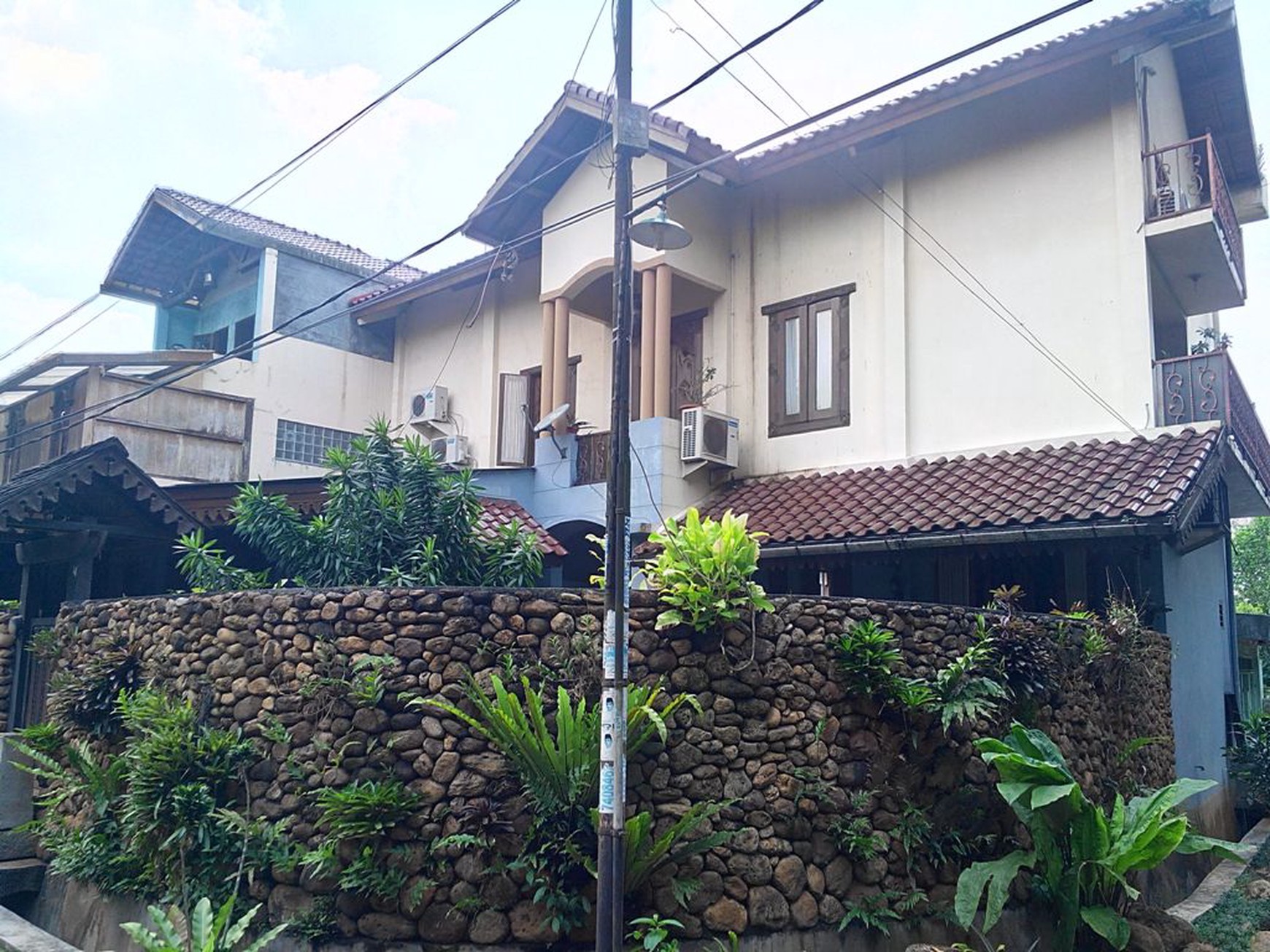 RUMAH ASRI,DEKAT TOLL N MALL BINTARO X CHANGE