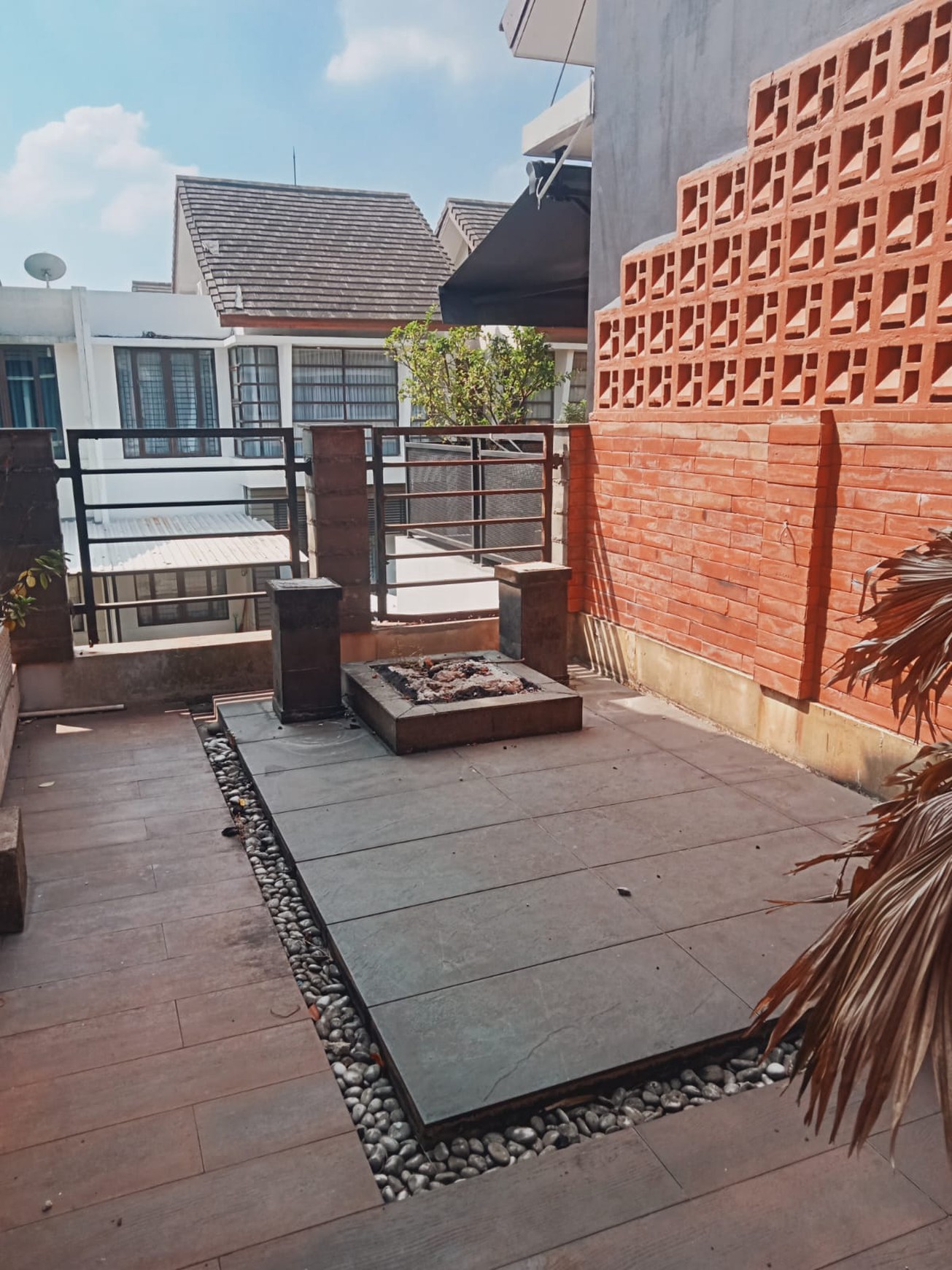 Rumah Hitung Tanah Area Cipete