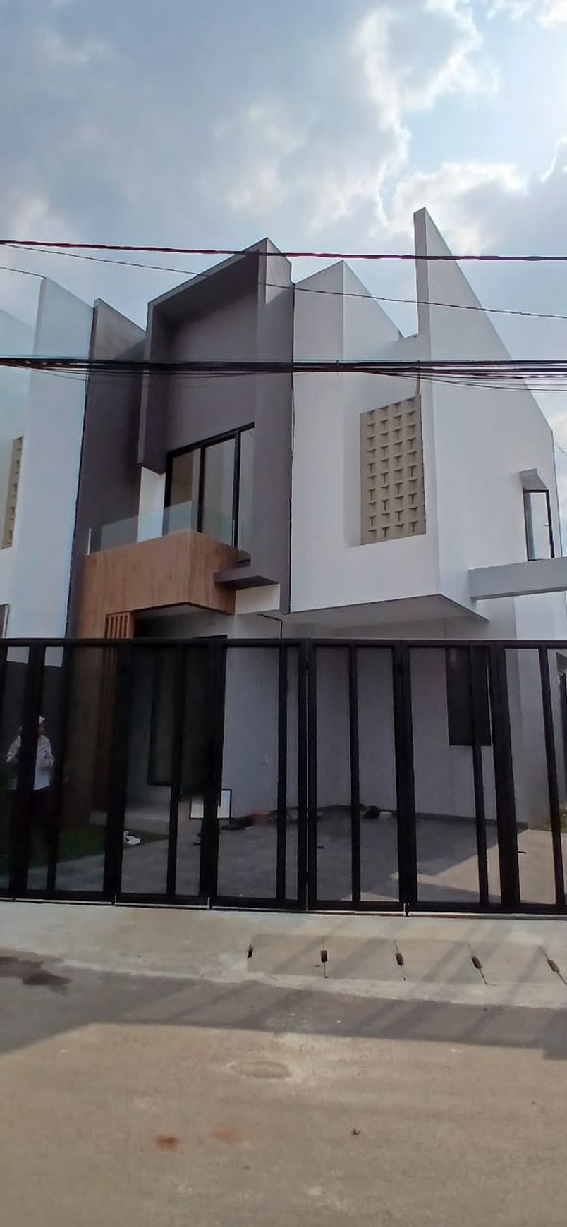 Rumah Hitung Tanah Area Cipete