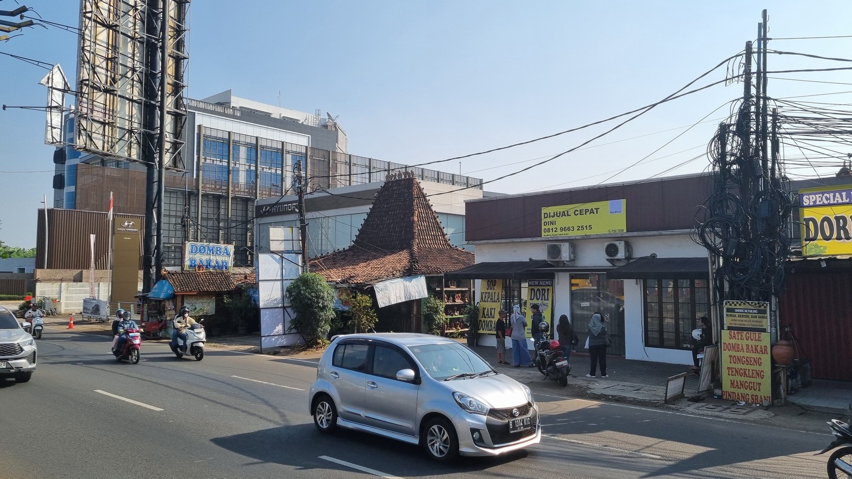Dijual Tanah luas 2500meter Depan Jalan Raya Alternatif Cibubur Dekat Pintu Toll Jatikarya