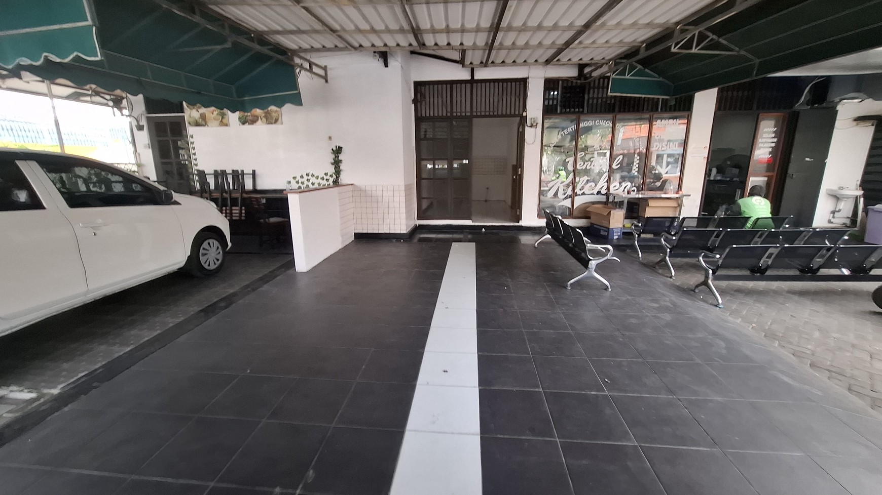 Ruang Usaha Lokasi di Area Tebet Barat Jaksel