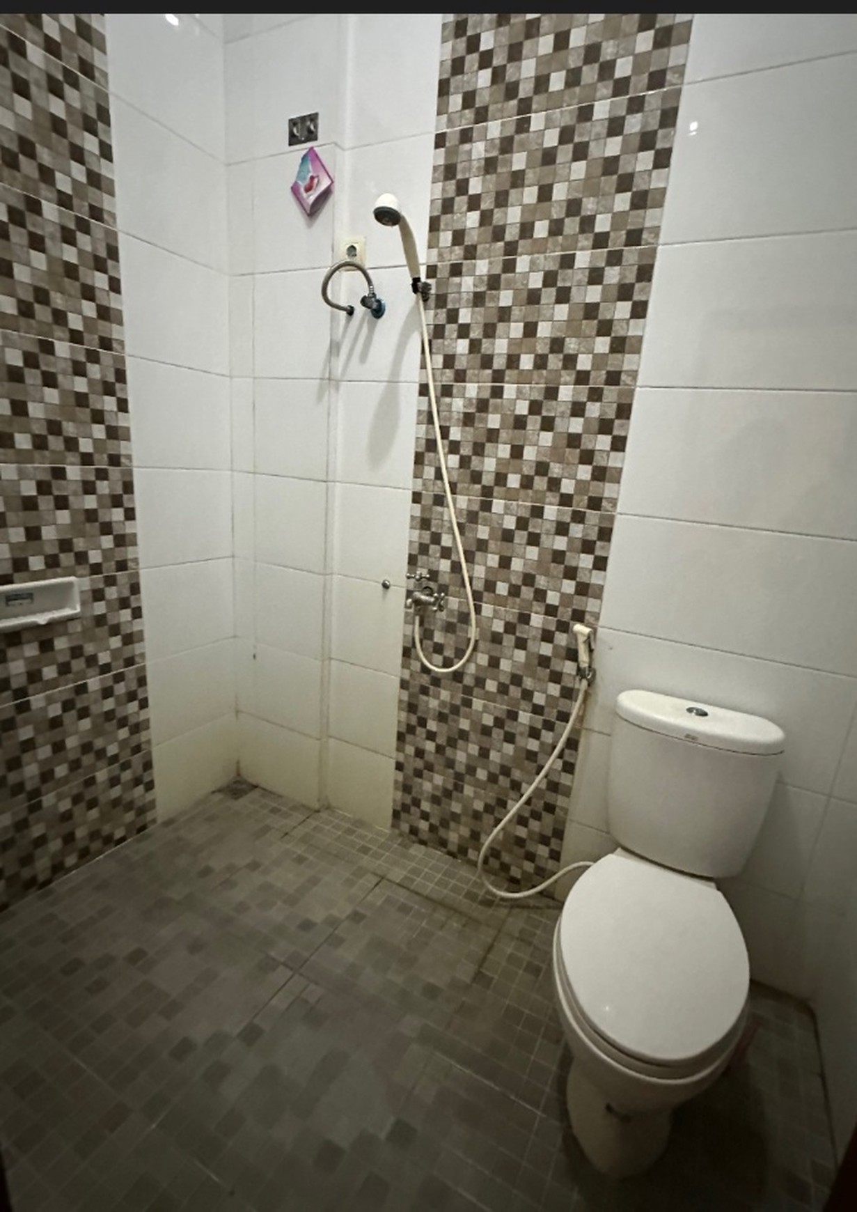 Dijual Rumah Kos 30 kamar di Cempaka Putih, Jakarta Pusat
