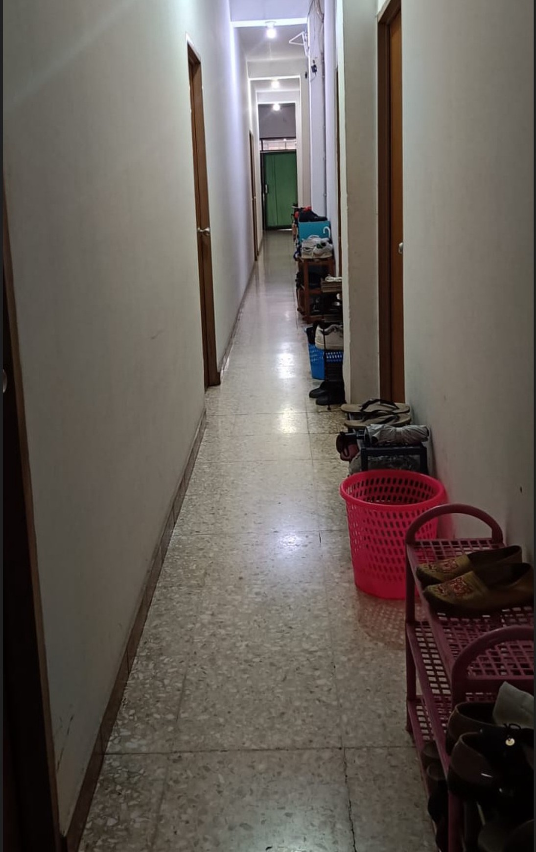 Dijual Rumah Kos 23 kamar di Kramat , Jakarta Pusat.