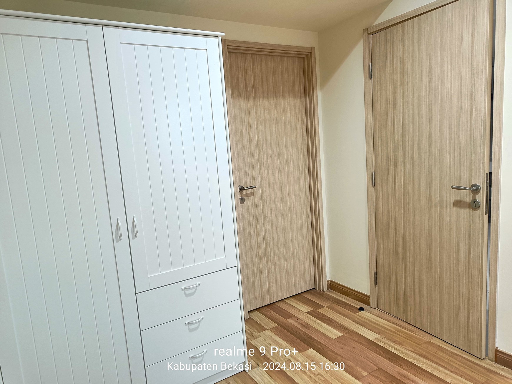 Premium Living! Apartemen 2 BR di Newport OC - View Indah, Akses Mudah