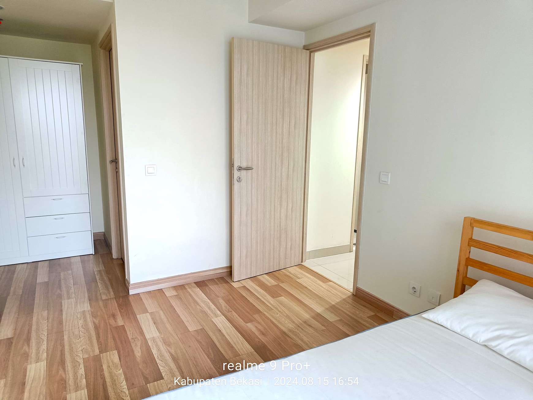 Nikmati Kemewahan Sehari-hari! 3 BR Premium Full Furnished di Newport Orange County