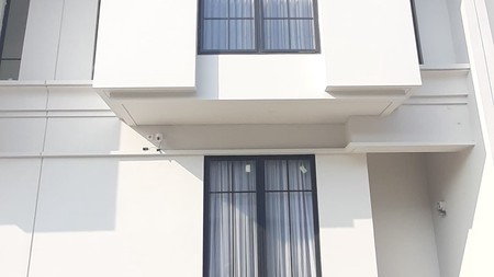 Ruman Brand New, Siap huni, dalam Cluster Kemanan 24 Jam di Ciputat