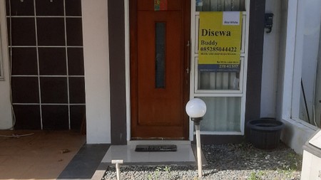 Disewa rumah nyaman dalam cluster di Ciputat dekat Tip Top Ciputat