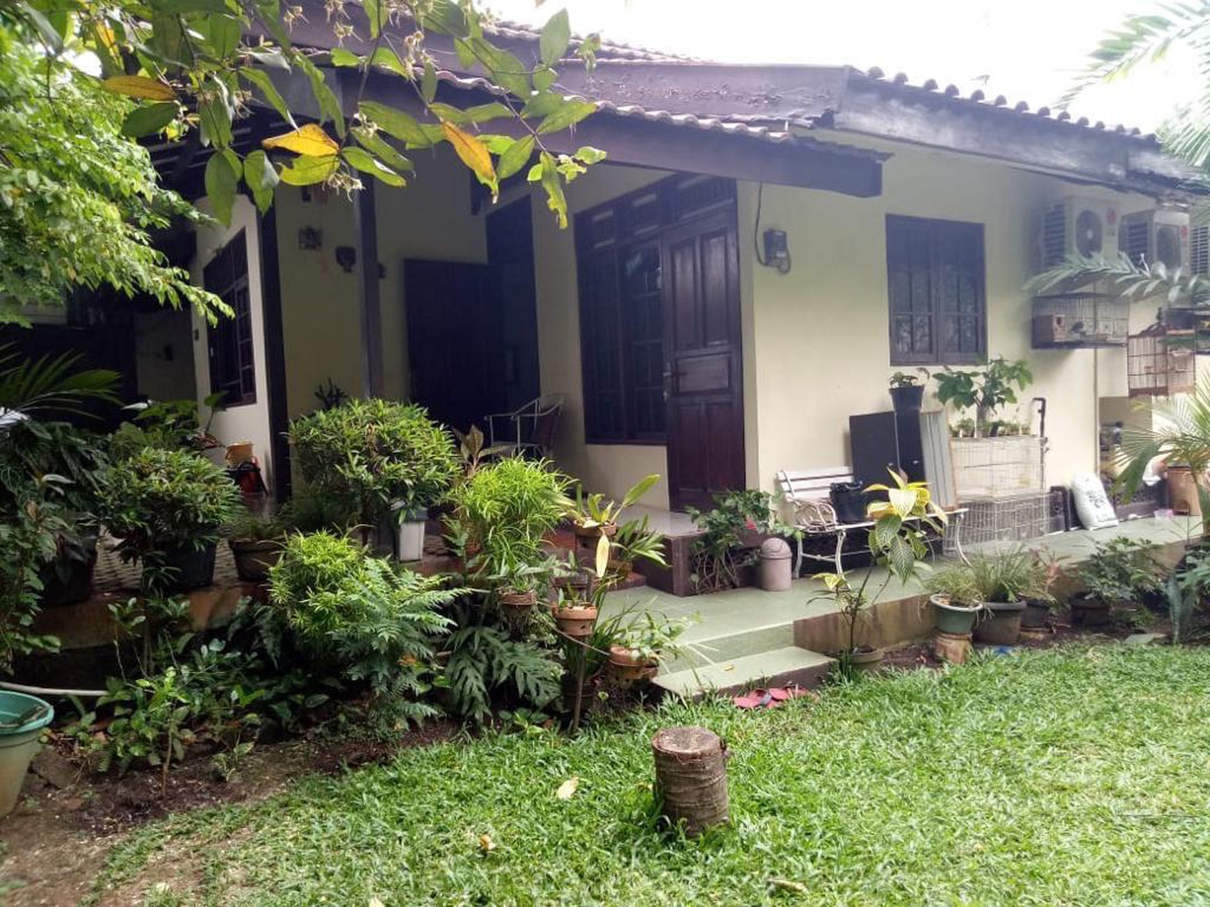 Di jual rumah asri lokasi strategis jalan pondok labu