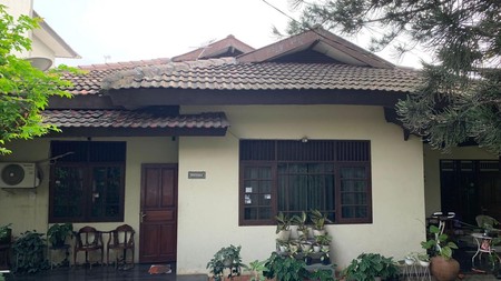Di jual rumah asri lokasi strategis jalan pondok labu