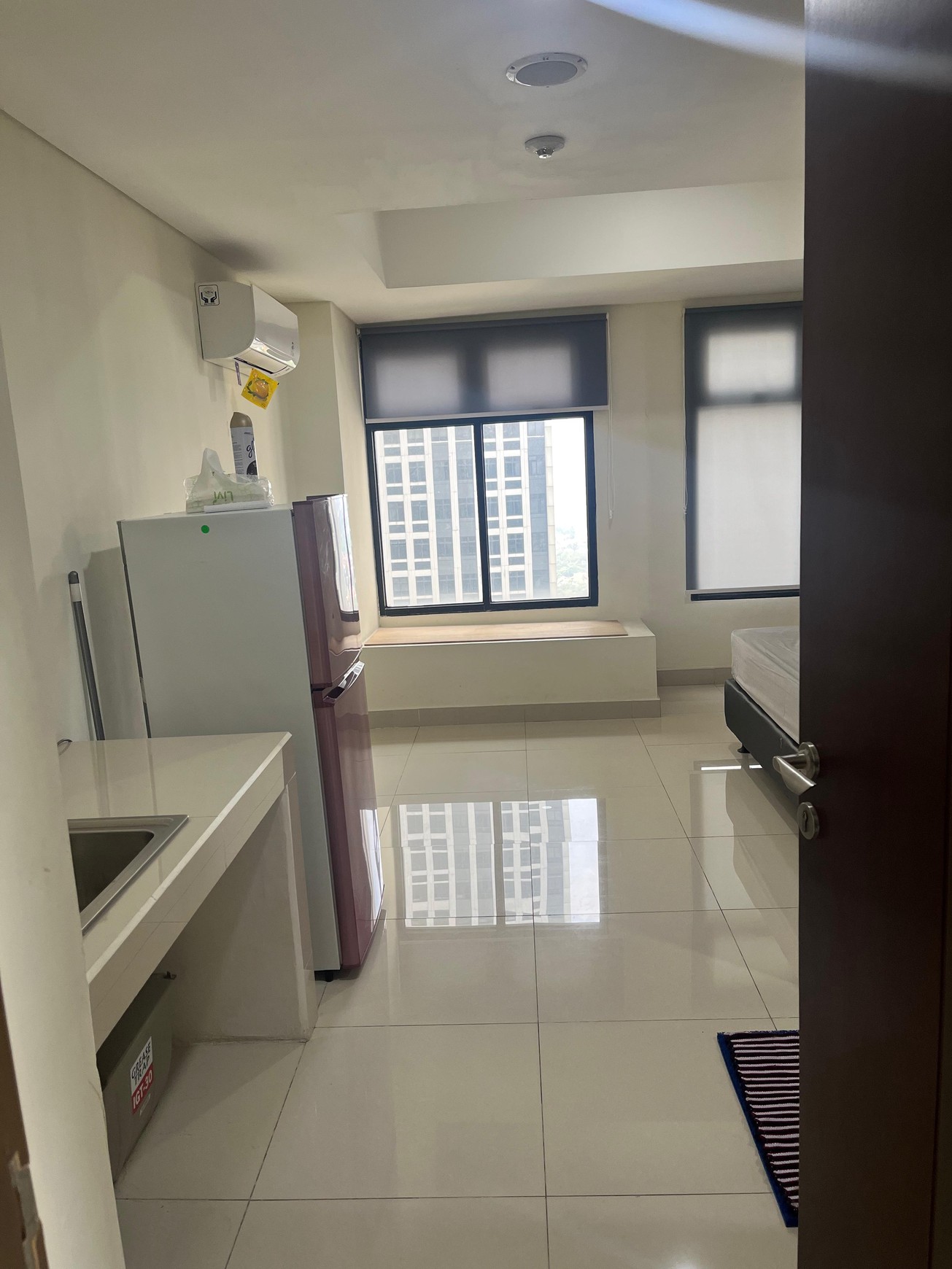 Hidup Nyaman di Apartemen Studio Furnished - Pollux Crystal Tower, Chadstone