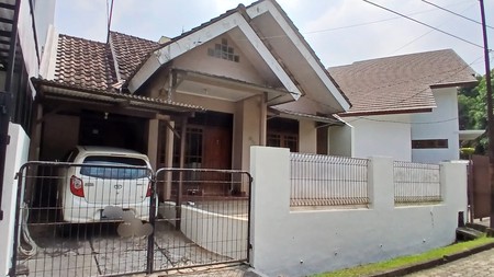 Rumah 1 lantai, rapih siap huni dalam Cluster di Jombang.