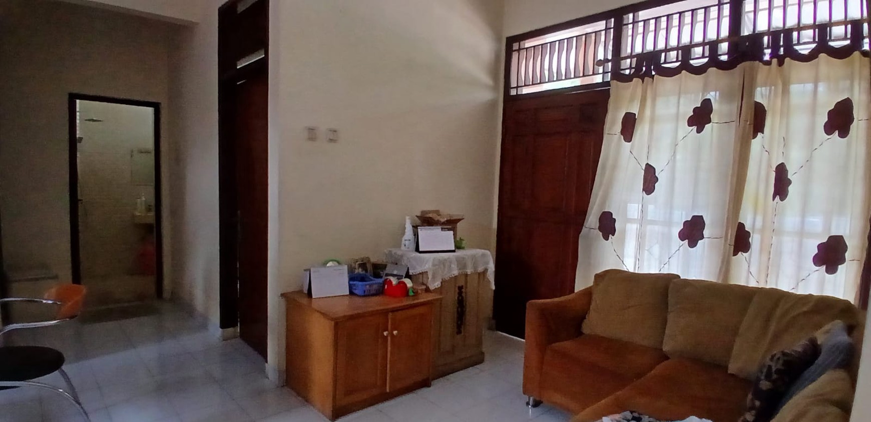 Rumah 1 lantai, rapih siap huni dalam Cluster di Jombang.