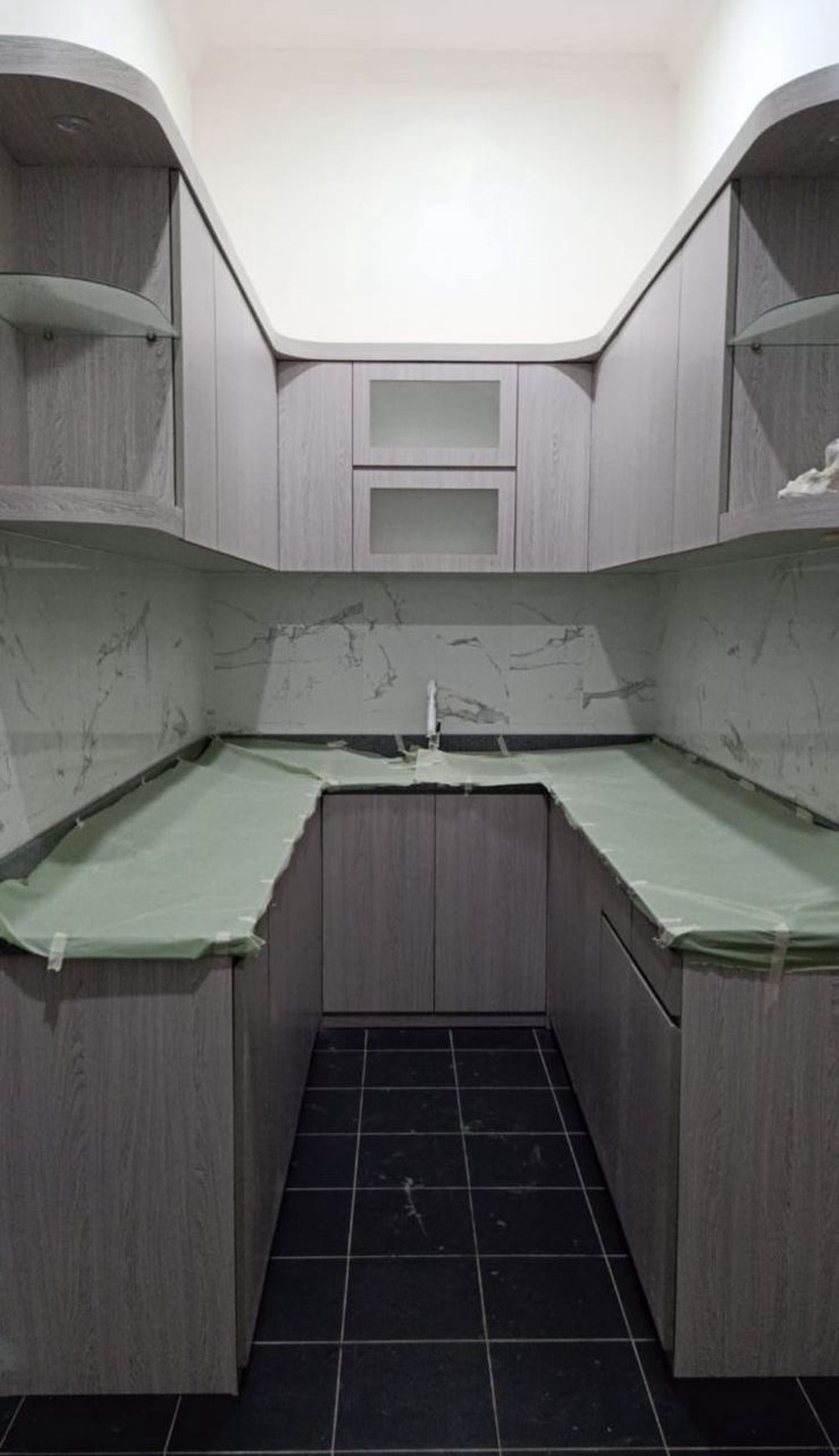 Rumah Bagus, luxury, siap huni dalam Cluster dekat dengan CBD Bintaro