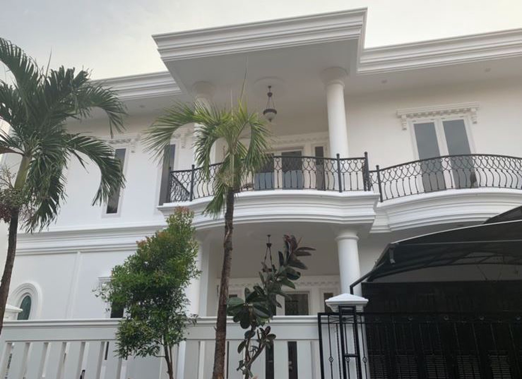 Rumah Bagus, luxury, siap huni dalam Cluster dekat dengan CBD Bintaro