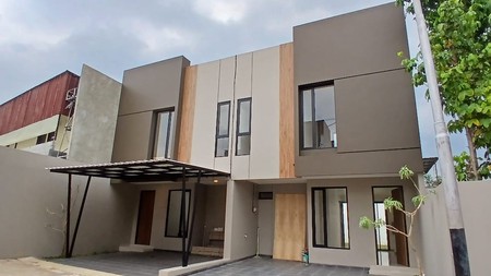 Rumah Brand new siap huni di Pamulang.