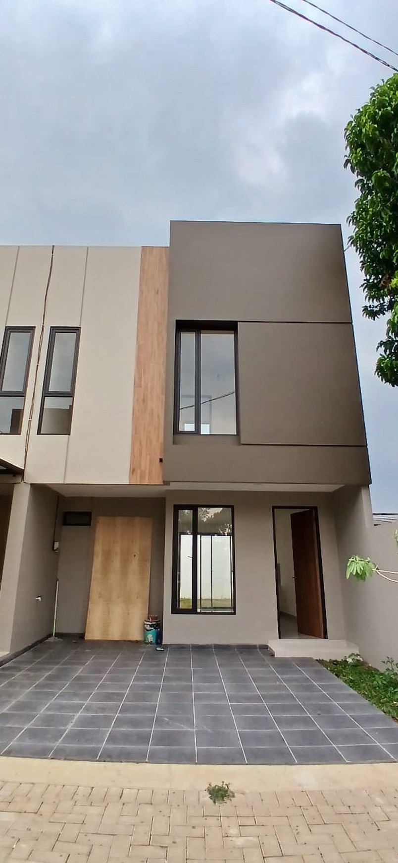 Rumah Brand new siap huni di Pamulang.