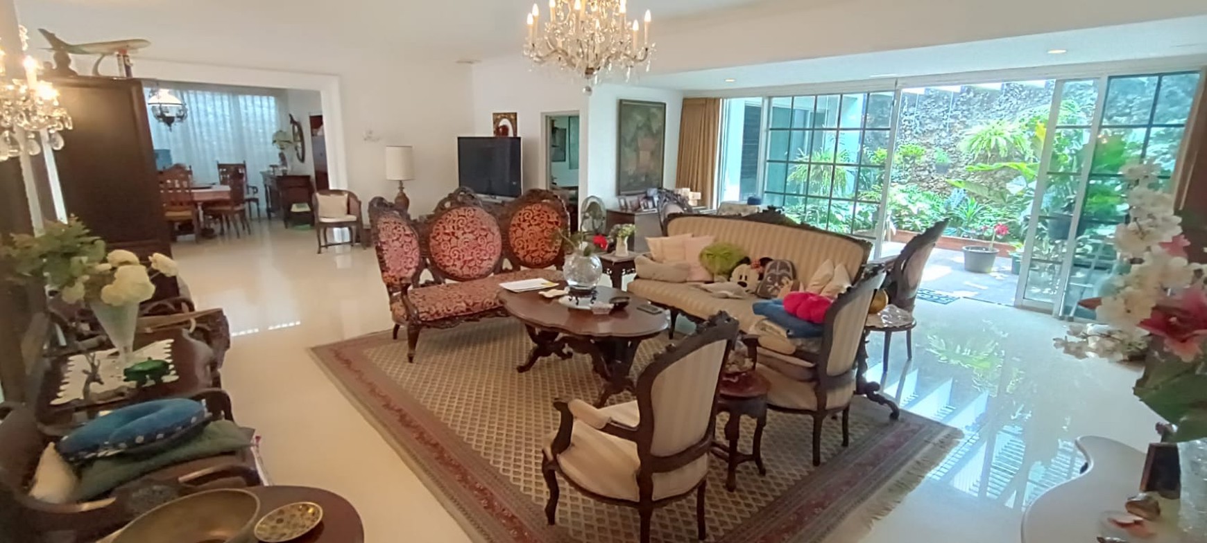 Dijual Rumah di Jl. Wijaya Jakarta selatan