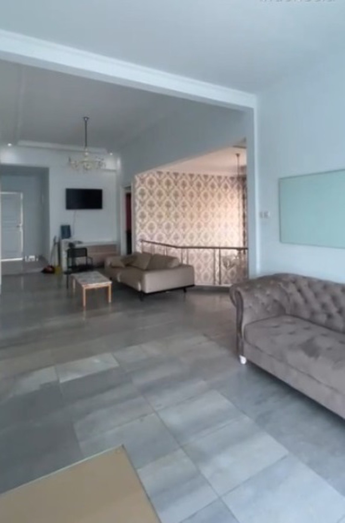 Dijual Rumah Mewah & Luas di Bambu Apus, Jakarta Timur