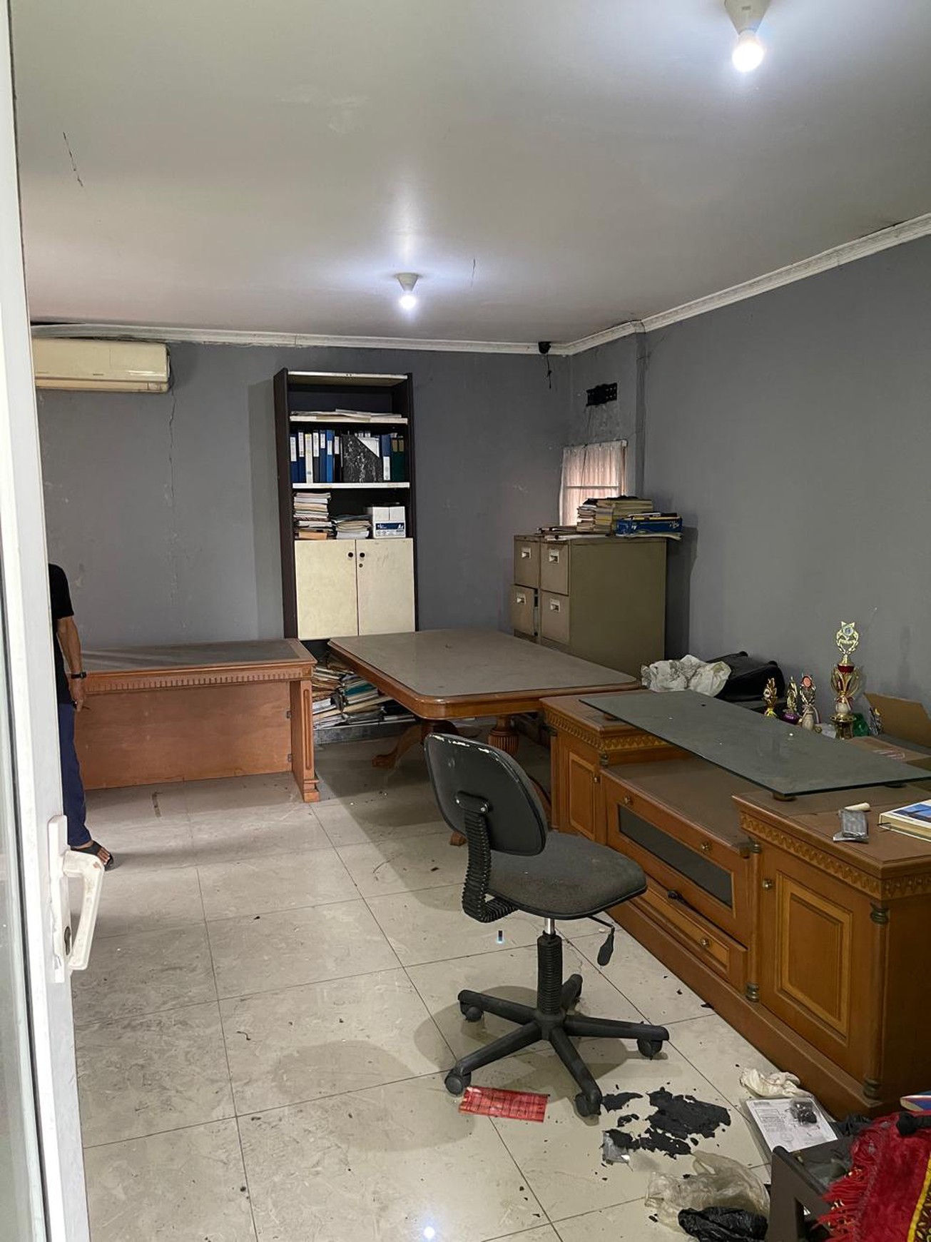 Rumah Bagus Di RC Veteran, Jl Garuda Veteran Bintaro Jakarta Selatan