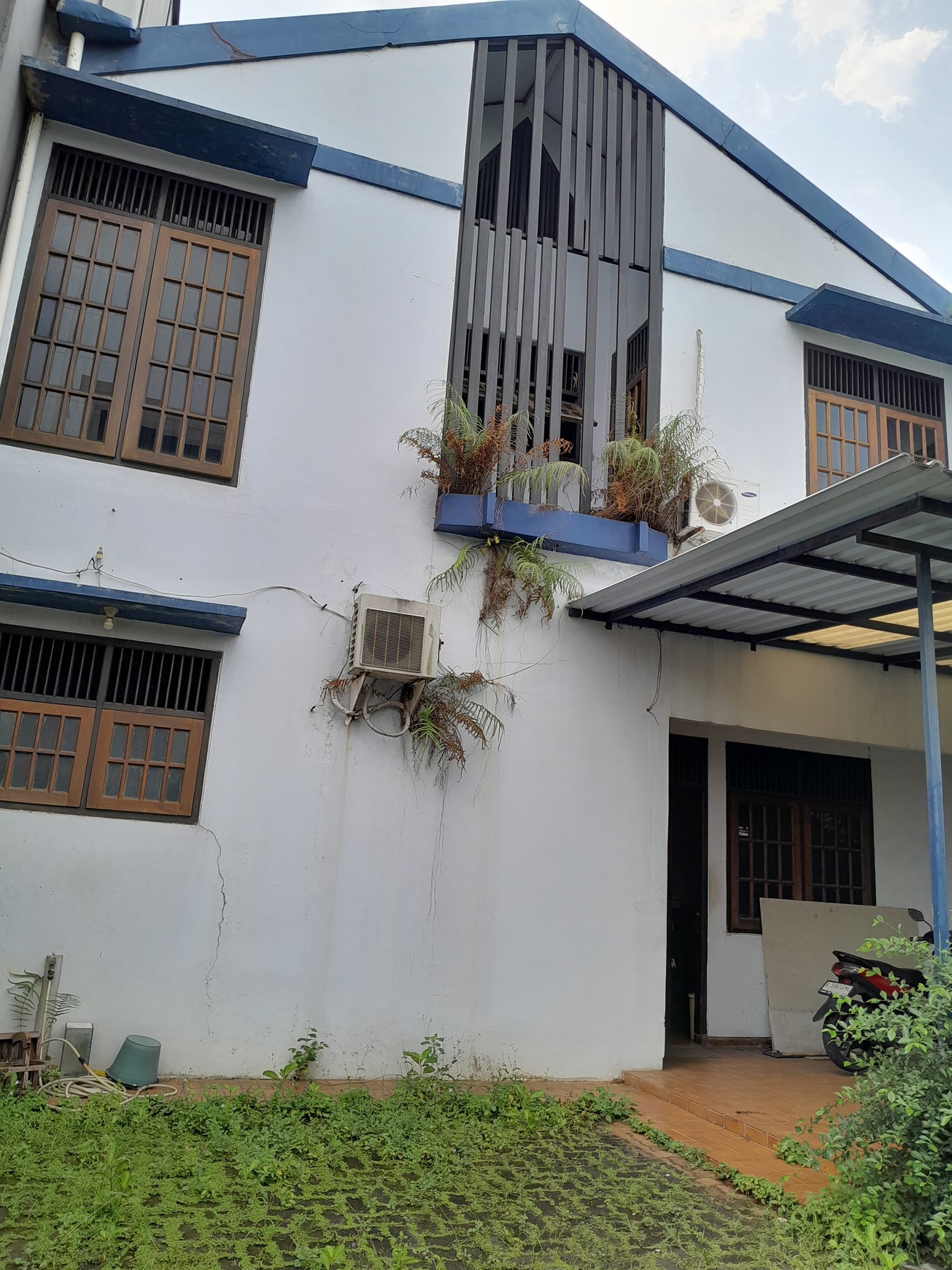 Rumah Bagus Di RC Veteran, Jl Garuda Veteran Bintaro Jakarta Selatan