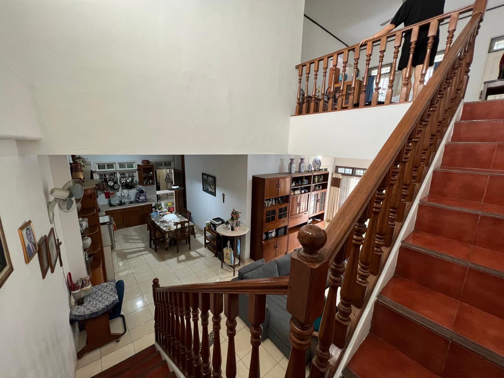 Rumah Bagus Di Jl Karya, Komp Caltex Cirendeu Jakarta Selatan