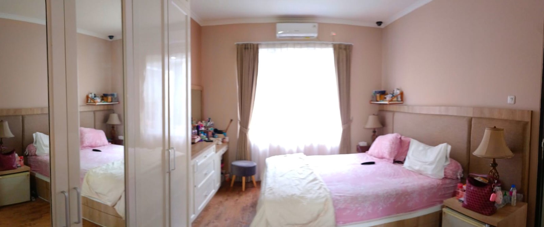 Di Jual Rumah Premium 2 LT Bonus Furniture di Cluster Green Lovina, Cinere.