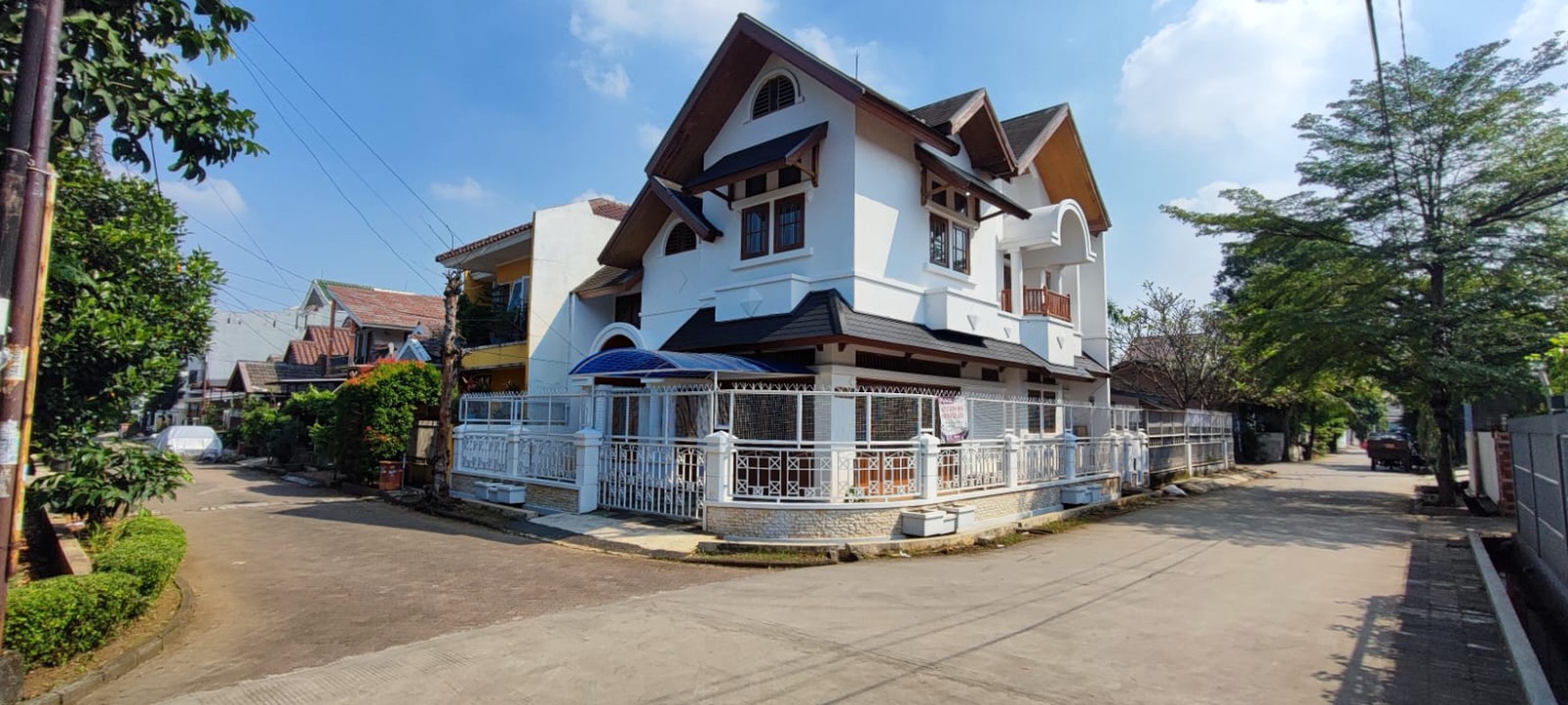 Rumah Bagus Di Villa Japos Graha Lestari, Jl Angsa Pondok Aren
