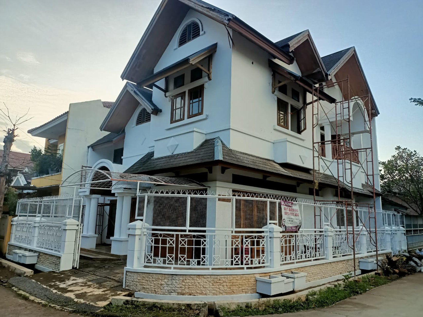 Rumah Bagus Di Villa Japos Graha Lestari, Jl Angsa Pondok Aren