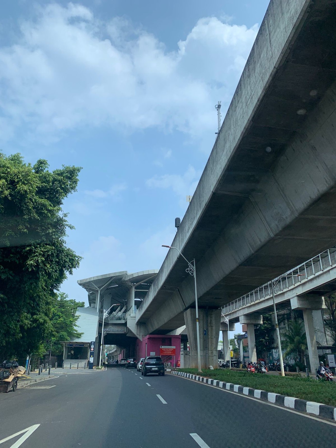Rumah Bagus Di Jl Kayu Putih Pulomas Jakarta Timur