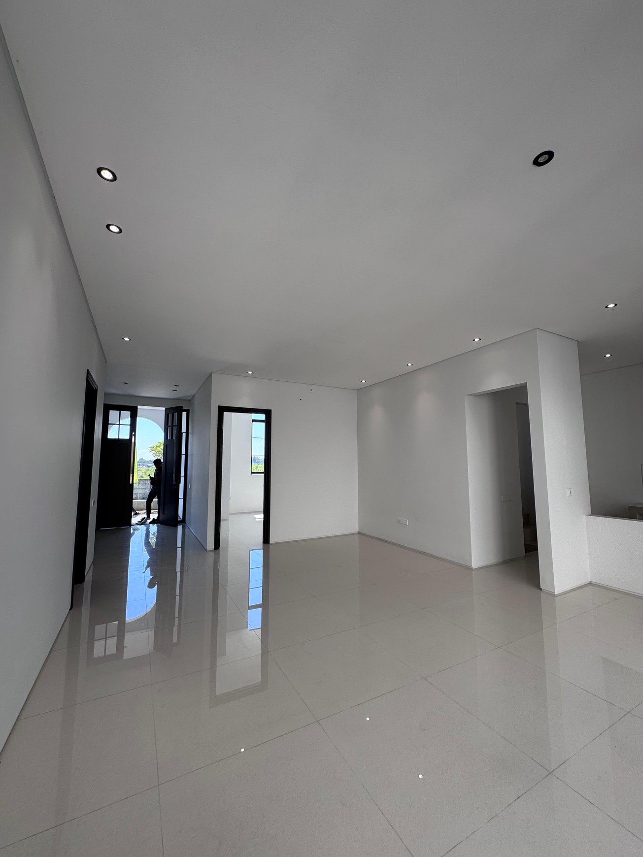 Dijual Cepat! Rumah Baru 2,5 Lantai di Perumahan Elit Sidoarjo Kota