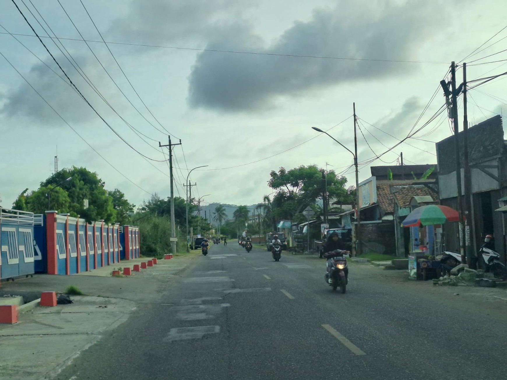LAHAN KOMERSIL PINGGIR JALAN CILACAP SELATAN, AKSES MUDAH KE JERUKLEGI, MAJENANG, KESUGIHAN
