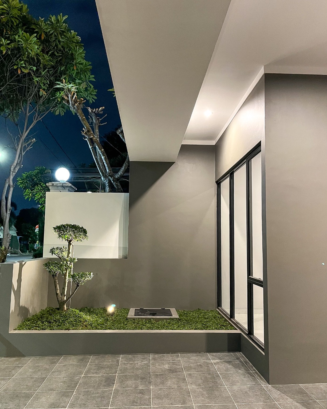 Rumah Bagus Siap Huni dan Asri di Dahlia Loka ,Graha Raya, Bintaro Jaya, Tangerang Selatan