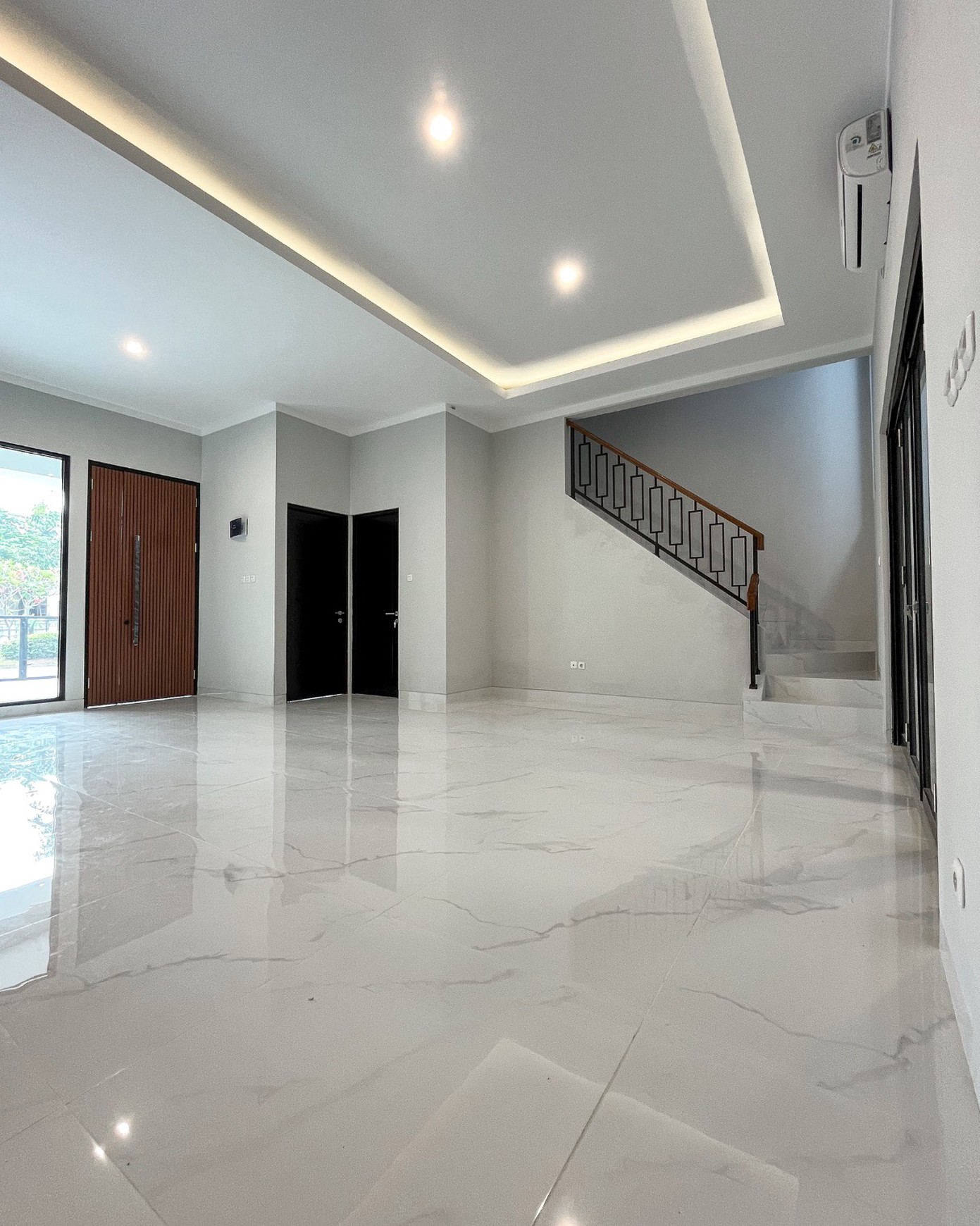 Rumah Bagus Siap Huni dan Asri di Dahlia Loka ,Graha Raya, Bintaro Jaya, Tangerang Selatan