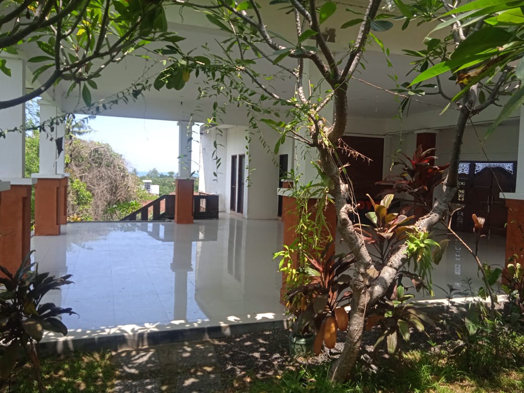 7 UNIT VILLA LOVINA DENGAN VIEW LAUT, DI TEMUKUS BALI, DEKAT KALIASEM, ANTURAN