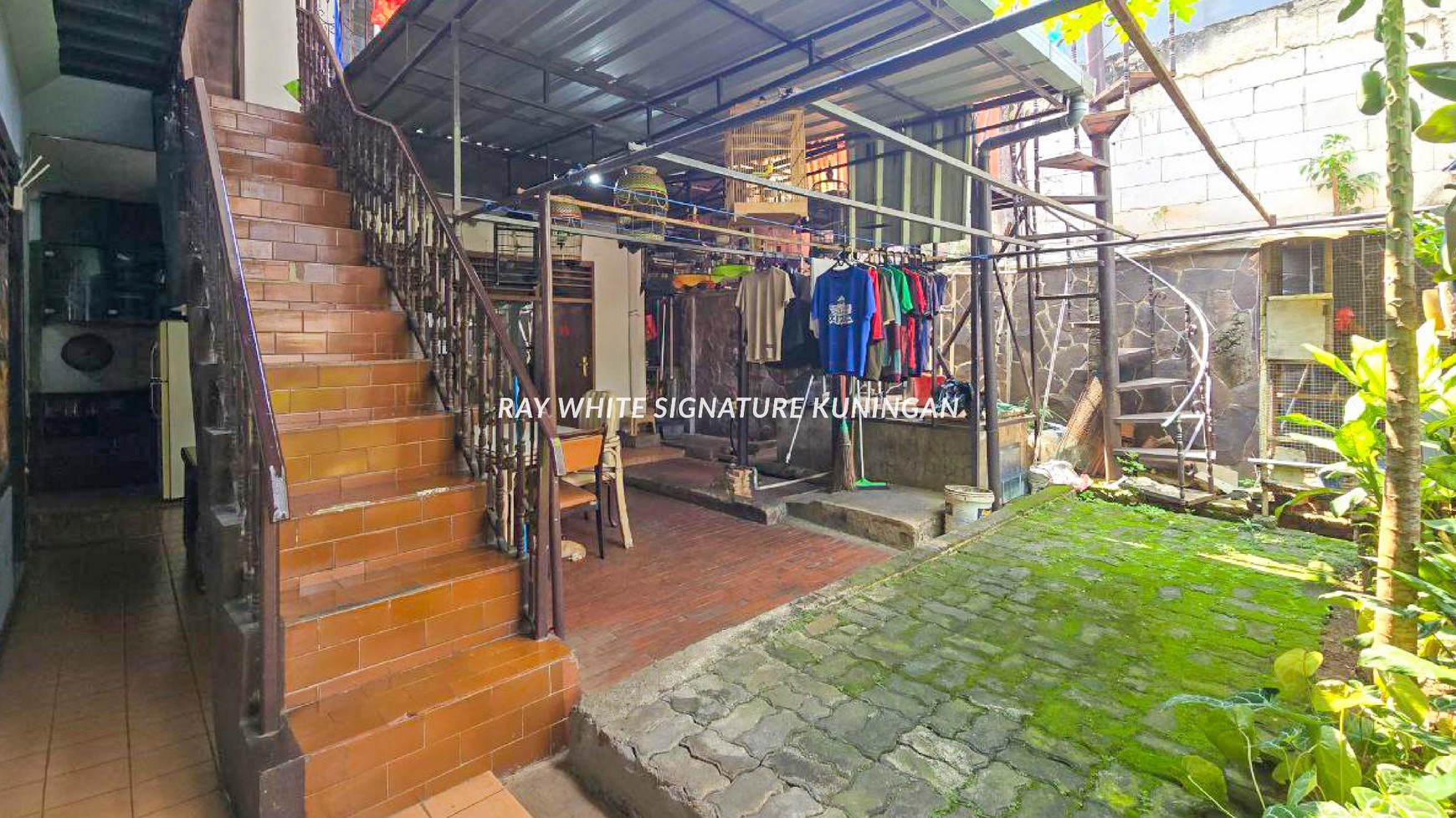 Dijual Rumah Kost Lokasi Strategis