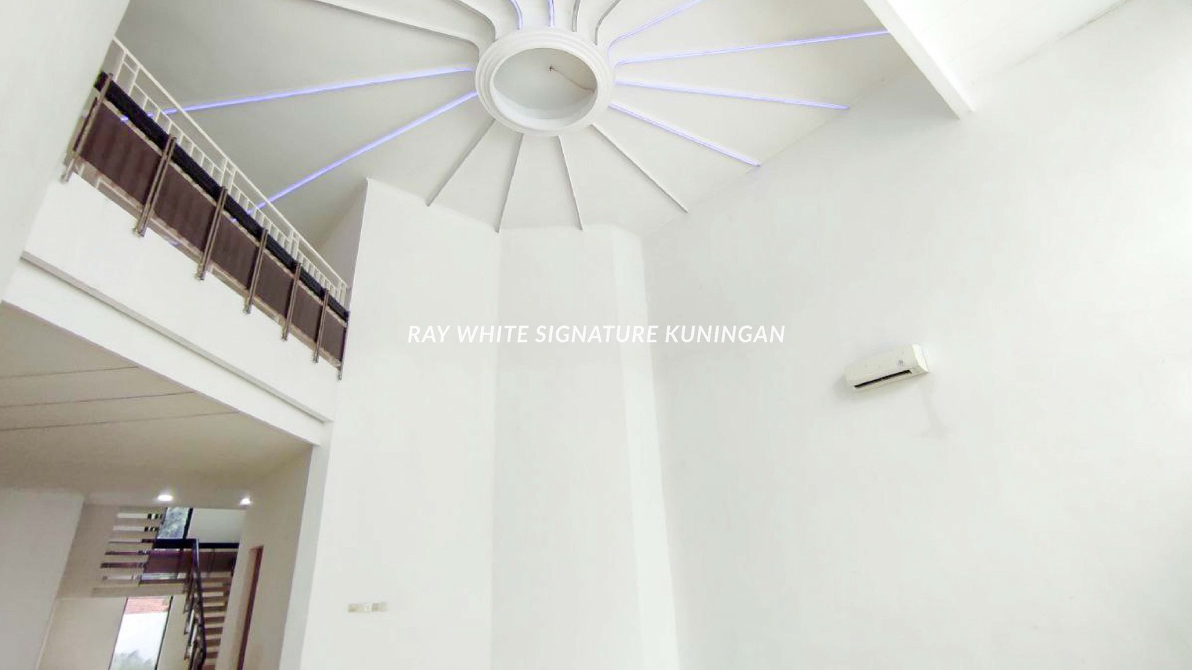 Dijual Rumah 2 Lantai Siap Huni
