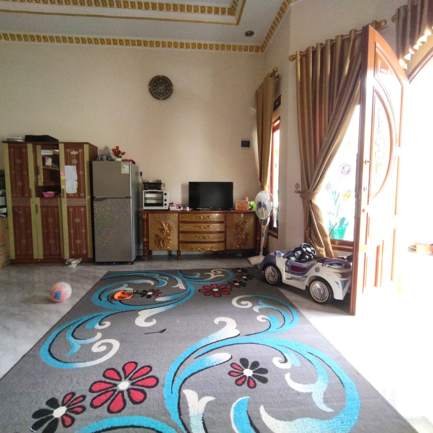 Rumah Hitung Tanah Area Cipete