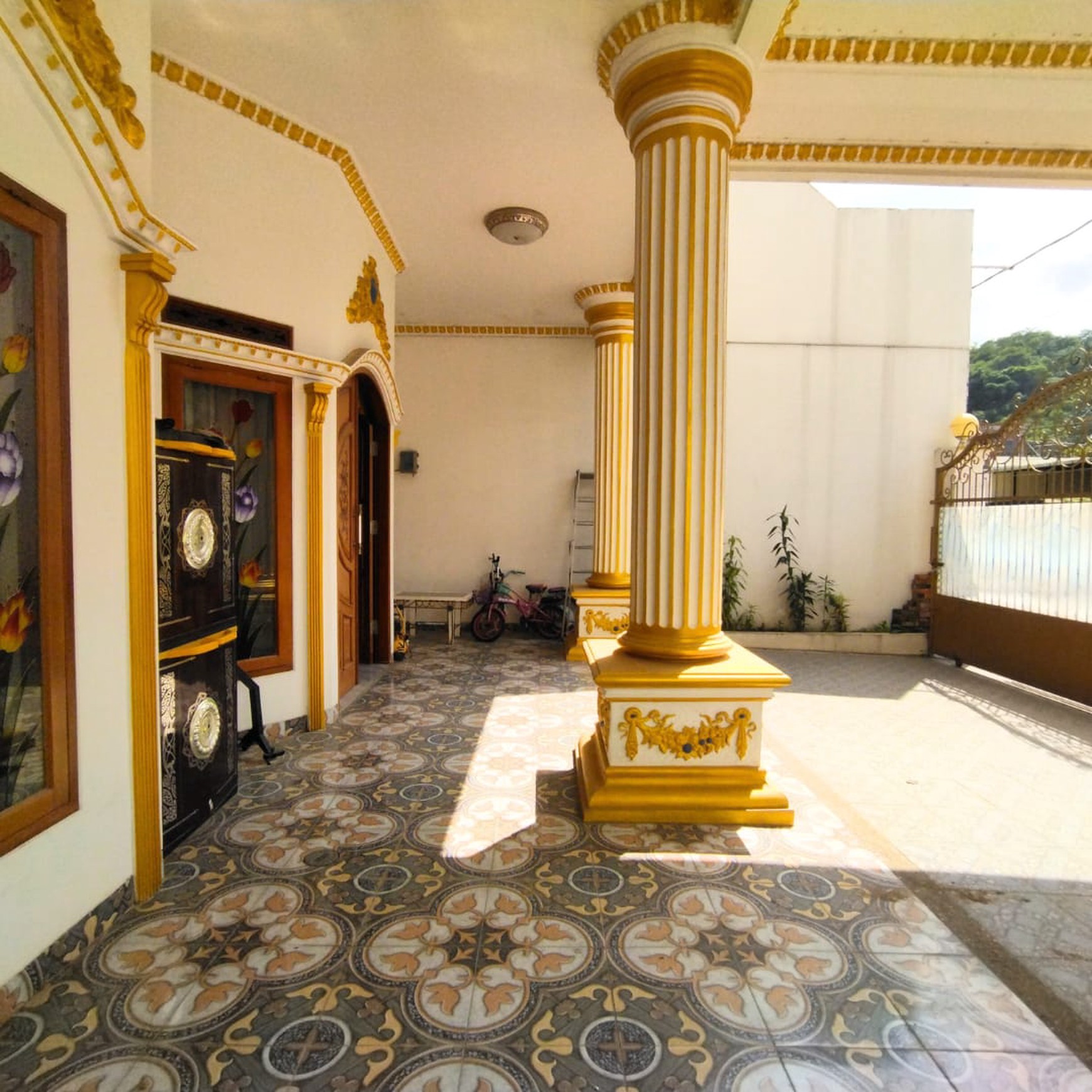 Rumah Hitung Tanah Area Cipete