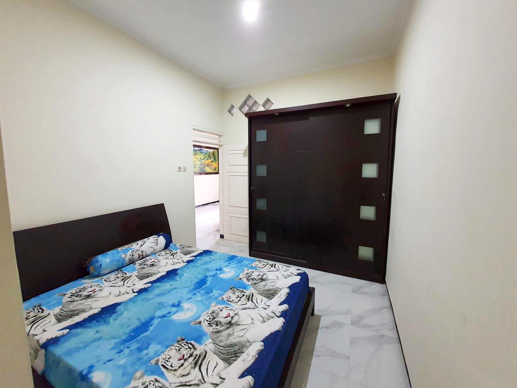 Rumah di Nirwana Eksekutif Surabaya Timur, Furnished, Siap Huni - NH -