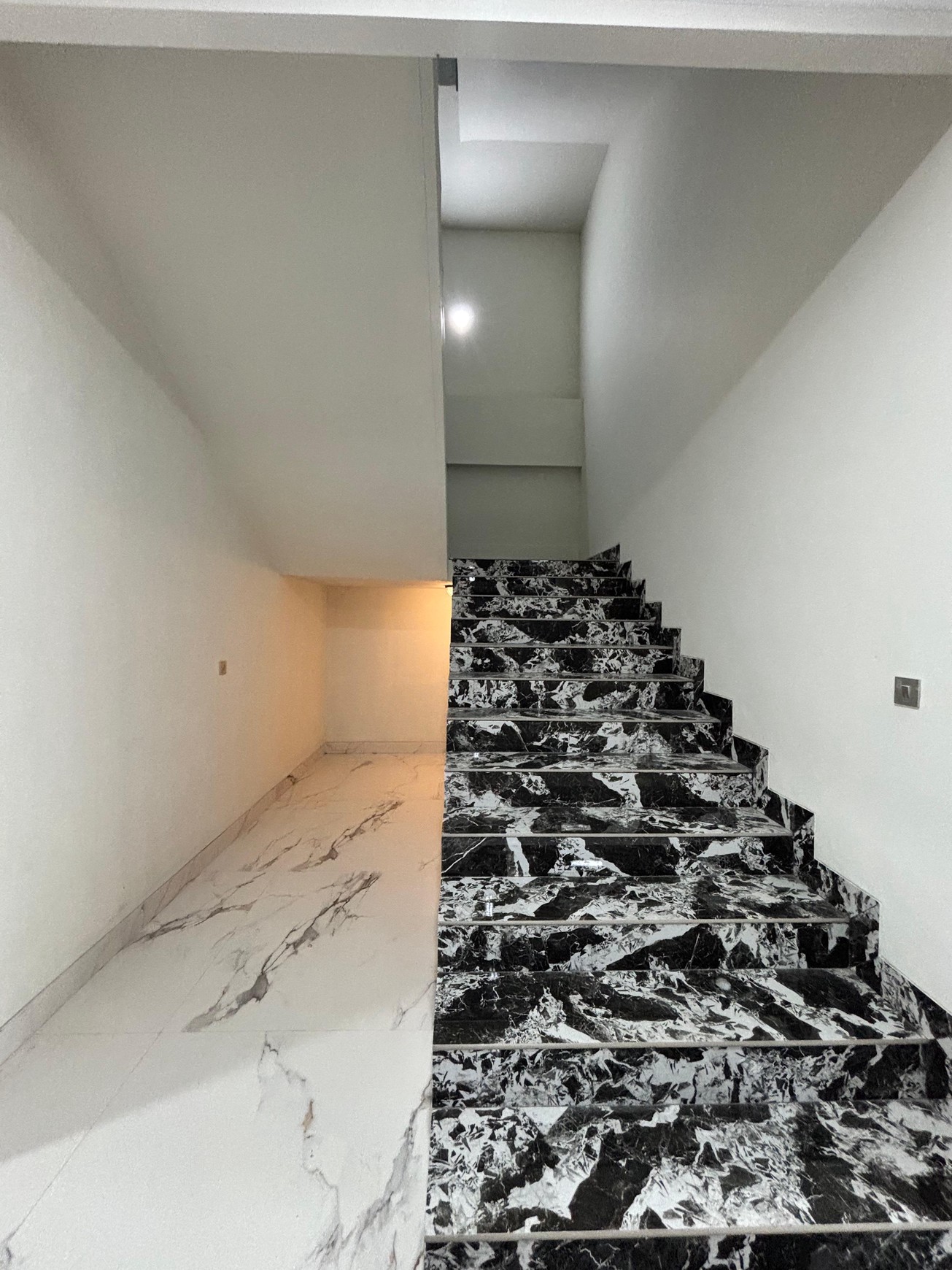 Dijual Office Building Menteng Finish Project Mar 2025